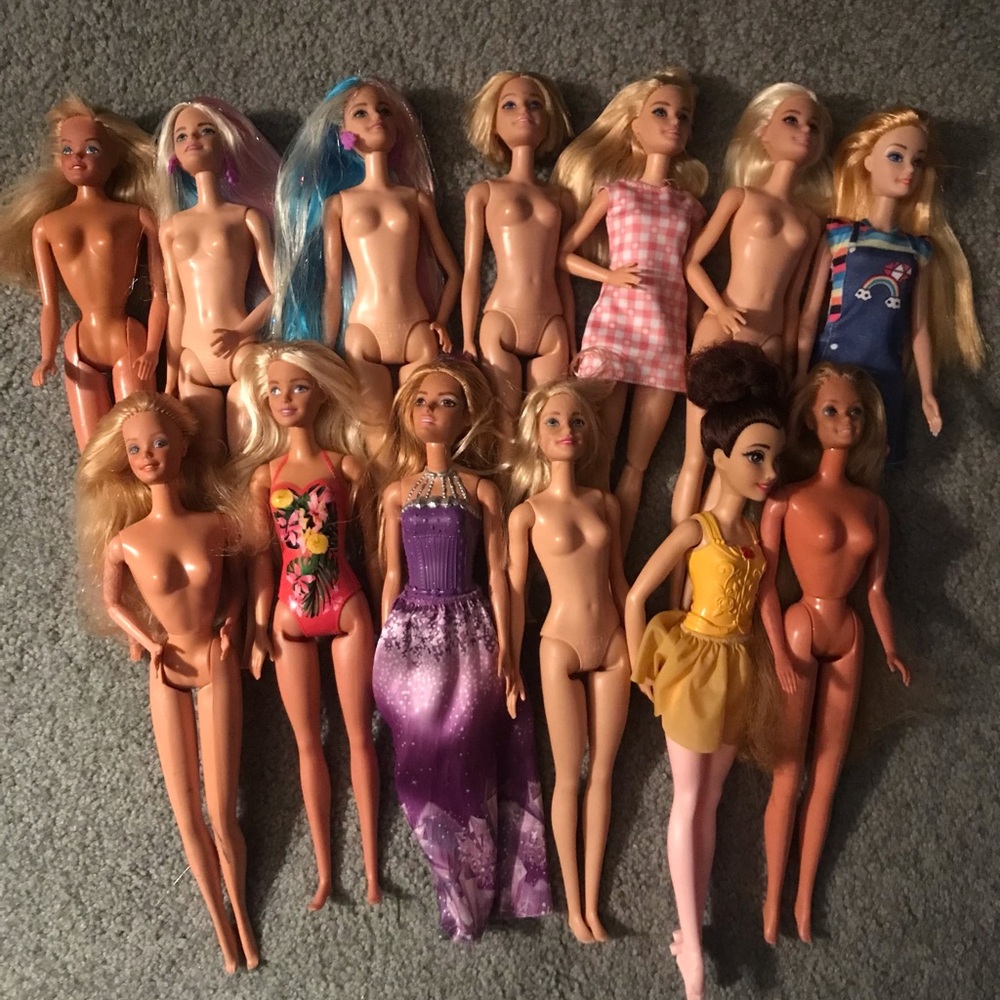 Mixed Barbie doll lot of 13 some vintage